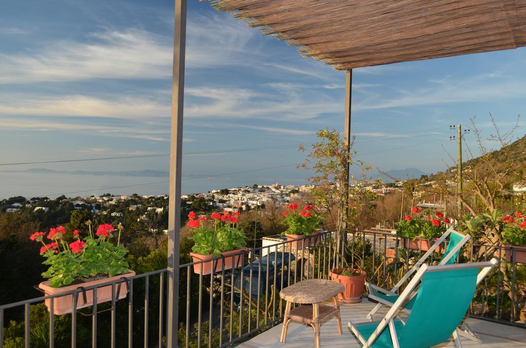 Le Ginestre Di Capri Bb & Holiday House อนากาปรี ภายนอก รูปภาพ